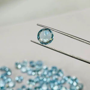 พลอยบลูโทแพซธรรมชาติ 9 มม. ทรงกลม เจียระไนแบบลูเป้ คุณภาพเกรด AAA พร้อมความเงางามระดับ AAA และสีสวยงาม เหมาะสำหรับการขัดและเจียระไนอย่างสมบูรณ์แบบ - Product Image 4