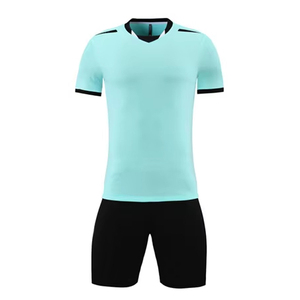 Vente en gros de vêtements de sport de haute qualité kits complets de football équipe de club de sublimation services OEM unisexes avec des conceptions et des tailles personnalisées - Product Image 1
