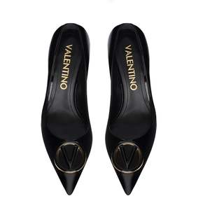 Zapatos de Tacón con Logo en Forma de V de Valentino - Negro - Product Image 5