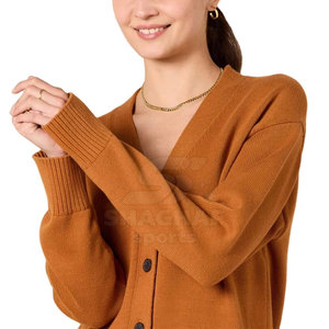 Cardigan pour femmes à manches longues en tissu doux et léger, idéal pour un usage quotidien, coupe confortable et élégante - Product Image 3