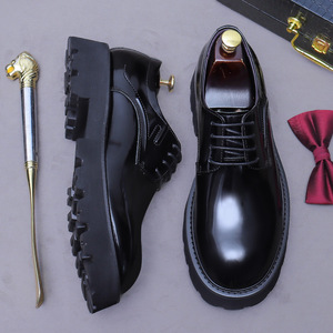 Chaussures Blucher à bout uni pour hommes, Oxfords en cuir minimalistes et Chaussures à lacets décontractées et élégantes pour affaires - Product Image 4