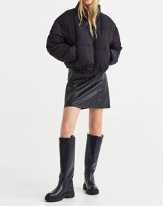 Nouvelle arrivée Veste en polyester et nylon des meilleurs matériaux avec décoration Service OEM Veste polaire d'hiver personnalisée pour femmes - Product Image 1