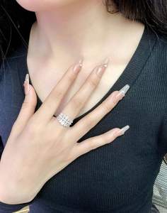 เครื่องประดับเงินแท้ 925 ประดับมอสซาไนต์ ชุบโรเดียมอย่างดี ดีไซน์หยดน้ำ ทันสมัย เหมาะสำหรับเป็นของขวัญงานหมั้น งานแต่งงาน หรืองานเลี้ยง - Product Image 6