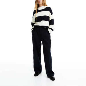 Chemise de survêtement la plus populaire pour femmes Prix bon marché Pull d'hiver pour femmes de couleur unie à vendre - Product Image 4