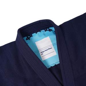Kimono de Jiu Jitsu Ligero para Competición, 380 GSM, Tejido Pearl Weave, Logotipo Personalizado Bordado y Colores, Fabricante OEM - Product Image 5