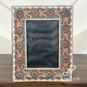 Cadre photo en cuir artisanal de qualité supérieure, élégant et décoratif, pour la décoration de la maison, le bureau et les cadeaux - Product Image 1