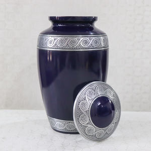 Urne funéraire classique en aluminium noir gravée, très vendue, pour cendres humaines, 10 pouces, urne funéraire en métal personnalisée - Product Image 4