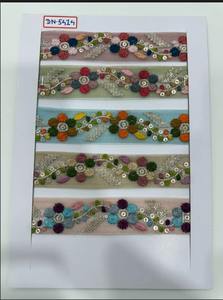 Red suave de estilo tradicional BAKI con borde de encaje bordado Multicolor rayón/poliéster borde al por mayor para Ropa Étnica - Product Image 4