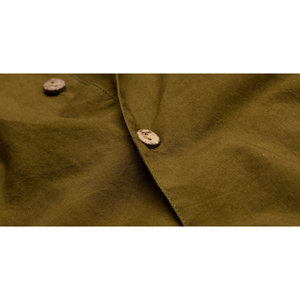 เสื้อเชิ้ตผ้าลินินสีทองย้อมธรรมชาติ ดีไซน์เรียบง่ายแต่ทันสมัยด้วยสีจากพืช - Product Image 4