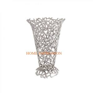 Sol de mariage et dessus de table Vases à fleurs Vase à fleurs de salon de grande taille en métal aluminium poli or de luxe - Product Image 2