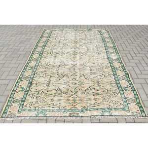 Tapis de 5,9 x 8,3 pieds, tapis turc vintage, tapis en laine vert beige à motifs floraux - Product Image 3