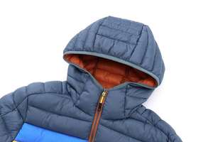 Chaquetas de Invierno con Logotipo Personalizado Impreso OEM, Chaqueta Impermeable Acolchada para Hombre con Bolsillo - Product Image 4