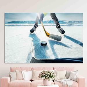 Toile imprimée : élégante illustration de match de hockey sur glace pour la décoration intérieure, toile encollée - Product Image 1