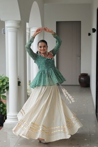 คอตตอน Kora navratri ที่น่าสนใจเป็นพิเศษกับ Gota-patti และ kutchi gamthi ทำงาน lehenga choli แฟชั่นผู้หญิง - Product Image 3