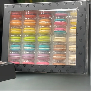 Emballage de boîte à macarons en matériaux recyclés personnalisés boîte pliée en relief en feuille d'or faveur de fête de mariage bijoux de boulangerie de noël - Product Image 1