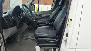 USED 2025 SPRI-NTER 2500 170 WB <b>PASSENGER</b> VAN RWD ACCIDENDALY FREE - Product Image 4