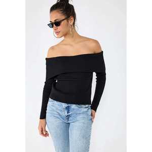 Suéter de Punto Ajustado con Cuello Barco - Product Image 1