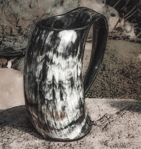 Tasse en corne de buffle sculptée Tasse à logo de taille personnalisée Boissons Tasse en corne de buffle naturelle fabriquée à la main - Product Image 1