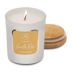 Bougie parfumée Aromatika Vanilla Kiss en cire de soja, pot blanc mat, collection maison, aromathérapie haut de gamme, cadeau sensuel - Product Image 1