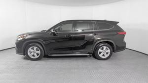 Usado perfectamente 2021 Toyota Highlander LE 4dr SUV - Product Image 6