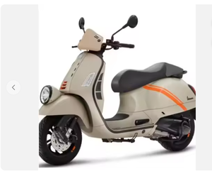 Vespas GTV 300 assemblées, prêtes à être expédiées - Product Image 1