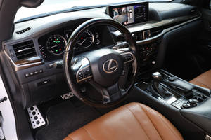 LEXUS LX570 USADO 2021 BLANCO 3.5L V6 TURBO SPORT 409HP/5200RPM 6 CILINDROS 7 ASIENTOS TRANSMISIÓN AUTOMÁTICA DE 10 VELOCIDADES - Product Image 6