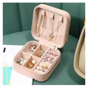 Boîte à bijoux portable mini - Organisateur de voyage - Étui - Couleurs assorties - Product Image 3