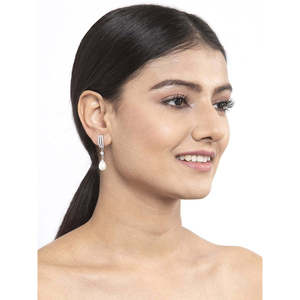 Boucles d'oreilles en argent sterling 925 avec perles, plaquées rhodium, avec zircone suisse pour femmes et filles - Product Image 4