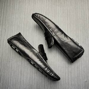 Chaussures de travail en cuir de vache durable avec doublure anti-odeur et absorption des chocs, chaussures décontractées pour hommes, chaussures de tous les jours - Product Image 2