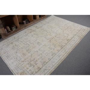 Alfombra Turca Vintage de Lana Blanca, 5.2x8.1 pies (159x248 cm) - Product Image 5