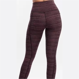 Venta al por mayor logotipo personalizado mujeres Yoga Leggings pantalones transpirable cómodo elástico gimnasio desgaste Venta caliente nueva llegada mujeres Leggings - Product Image 2
