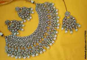 Nuevo diseño elegante chapado en oro tradicional Motipearl & Drop Kundan tachonado gargantilla collar pendiente Mangtika conjunto y conjunto de joyería Mujer - Product Image 3