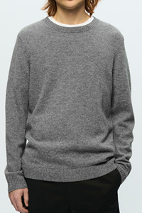 เสื้อสเวตเตอร์ถักนิตติ้งของผู้ชายอินเทรนด์ขายดี100% ผ้าคอตตอนนิ่มแห้งเร็วสั่งปักโลโก้ได้ตามต้องการ - Product Image 5