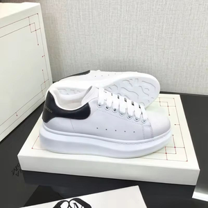 Dropshipping Chaussures de sport classiques à coussin d'air, à lacets, en cuir véritable, antidérapantes, multicolores, pour hommes et femmes, luxe, course et marche - Product Image 3