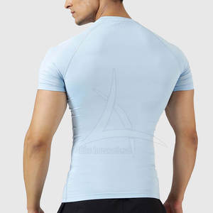 T-shirts de compression pour hommes tendance, unis, écologiques, respirants, vêtements de sport en gros, tissu tricoté décontracté pour la remise en forme - Product Image 4