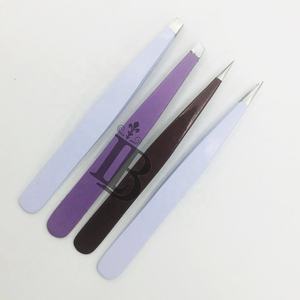 แหนบถอนขนคิ้วขายดี แหนบถอนขนคิ้วสีดำมิงค์ ชุดแหนบถอนขนคิ้วแบบตรงและเฉียง ยอดนิยม รับสกรีนโลโก้ แหนบสแตนเลส - Product Image 1