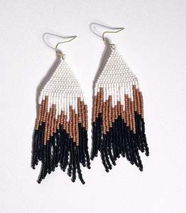 Boucles d'oreilles brodées de perles de rocaille écologiques Boucles d'oreilles en perles brodées Boucles d'oreilles brodées de perles fabriquées à la main personnalisées - Product Image 5