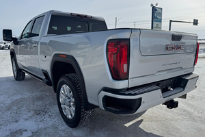 GMC SIERRA 2500HD DENALI 4X4 2021 USADO, Volante a la Izquierda/Derecha - Product Image 4