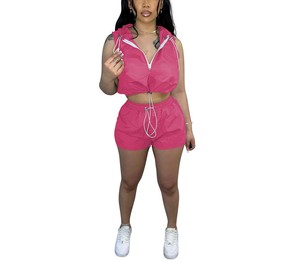 Conjunto corto cortavientos con capucha personalizado de fabricante OEM para mujer, chándal corto informal de nailon de dos piezas para mujer 2024 - Product Image 4