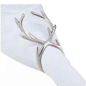 Anneaux de serviette en bois de cerf Offre Spéciale personnalité anneaux de mode réglable cadeau de noël Animal bois de cerf anneaux de cuivre en gros 2023 - Product Image 1