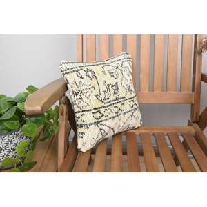 Luxe 18x18 Beige Kilim Patchwork Laine Oreiller 12x12 Pouces Rustique Imprimé Floral Coussin pour Literie Plancher Portable Tissé - Product Image 2