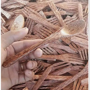 Cuchara de madera de coco a granel | Proveedor de utensilios sostenibles hechos a mano - Product Image 1