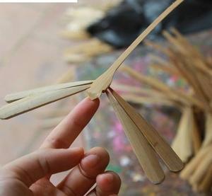 Équilibrant l'artisanat les libellules en bambou sont utilisées comme décorations traditionnelles ou cadeaux Ms sofia - Product Image 5