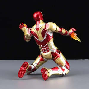 Figurine en PVC Iron Man ou MK 42, modèle de personnage robot de bonne qualité, accessoire, état neuf avec emballage en boîte - Product Image 4