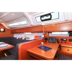 Embarcaciones de Cabina Bavaria 41S, Embarcaciones Premium Confortables - Product Image 3
