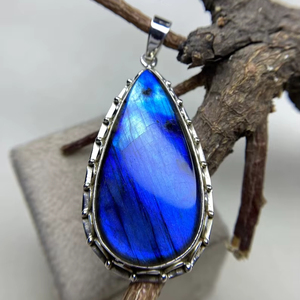Pendentif Labradorite unique en argent sterling 925 fait à la main collier larme de pierres précieuses bijoux cadeau de mariée pour les femmes - Product Image 1