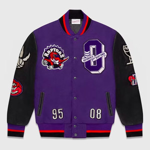 Chaqueta Varsity de Invierno Premium Personalizada, 100% Lana, Antibacteriana, Cuello Alto Completo, Resistente al Viento, Transpirable, con Capucha para Hombre - Product Image 1