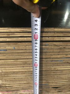 Contrachapado de Primera Calidad con Revestimiento de Película Moderna, Núcleo Negro Marrón, Precio Competitivo, Opciones E0 para Construcción de Hoteles, FOMEX - Product Image 4