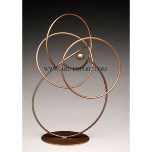 Dernière conception de sculpture de table en aluminium de couleur or faite à la main, objet en gros, sculpture en aluminium de grande taille à usage intensif et durable - Product Image 4