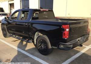 Chevrolet Silverado 1500 Custom 2022 - Product Image 3